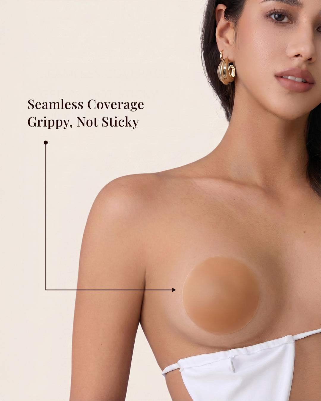 Seamless coverage on the shoulder and chest, grippy rather than sticky